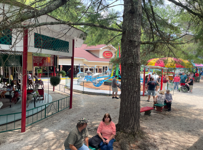 Santa'sLand Fun Park and Zoo, United States